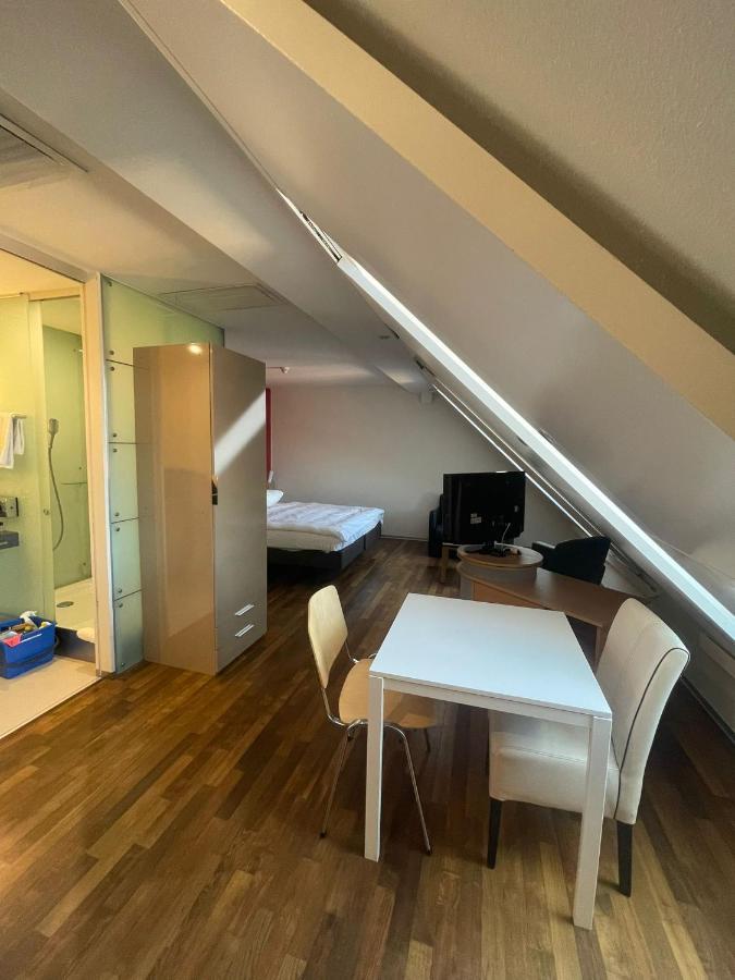 Apartmán Swiss Star Irchel - Self Check-In Curych Exteriér fotografie